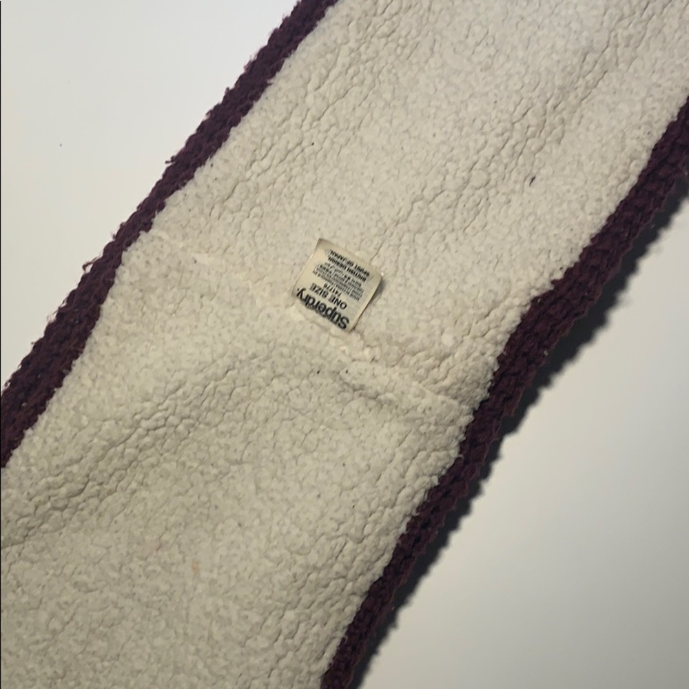 Super Dry Burgundy Infinity Rug - Picture 4 of 6